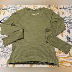 Lululemon crop long sleeve top size 6